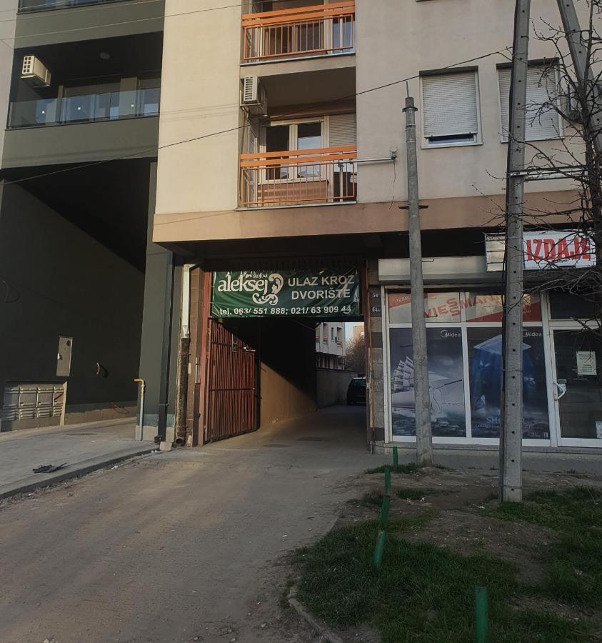 Apartman 64 - Besplatan Parking Za Goste Нови-Сад Экстерьер фото
